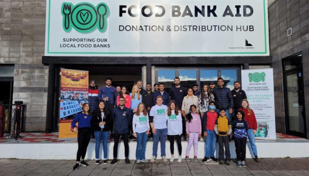 Food Bank Aid with group