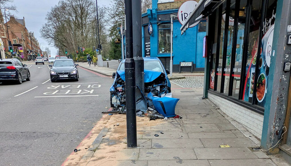 Archway Rioad acciden for webt