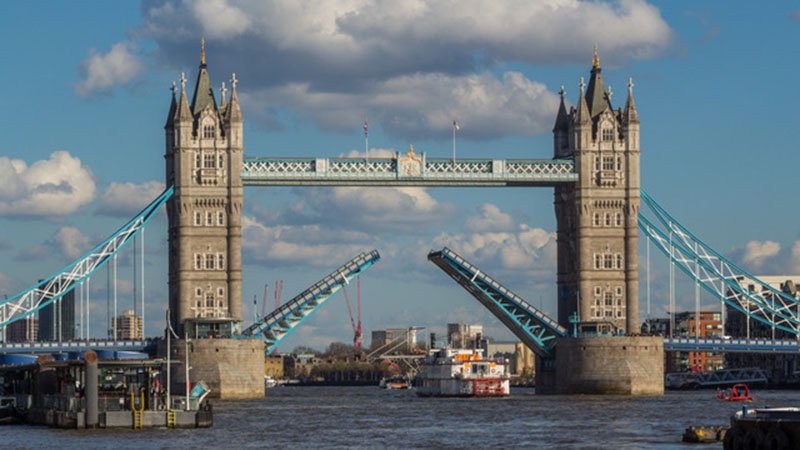 Tower Bridge open (north) by Peter Bennett for web